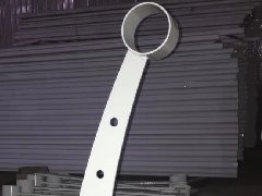 橋梁護(hù)欄生產(chǎn)車間